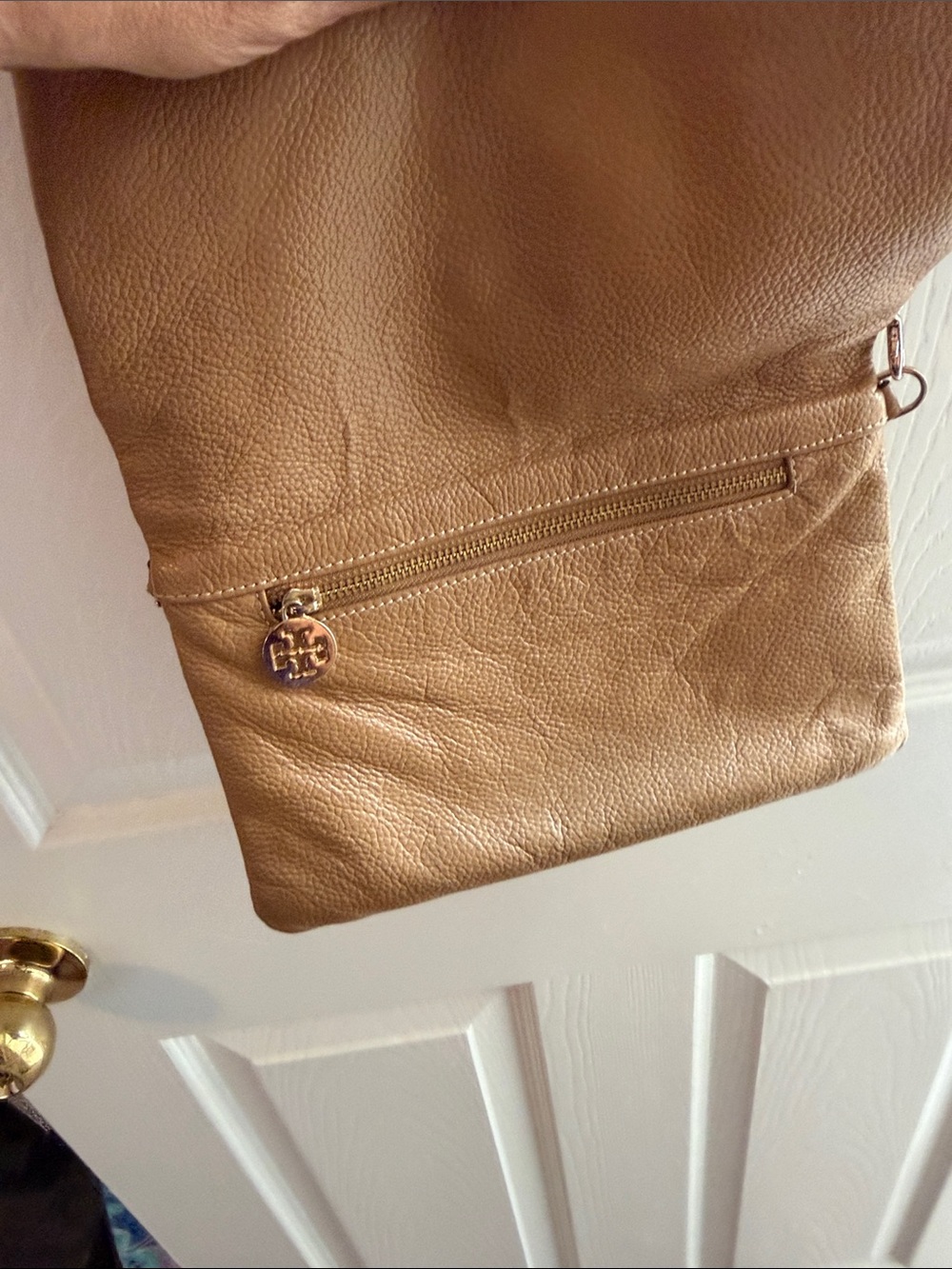 Tory Burch Amanda Foldover Pebbled Leather Crossbody Bag Clutch Tan - Picture 5 of 7